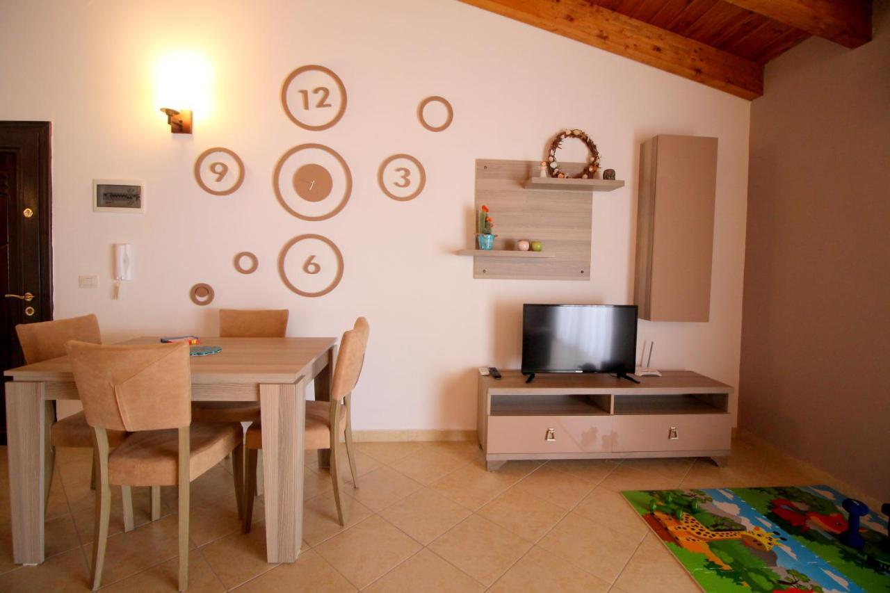 סרנדה Atlantis Apartments מראה חיצוני תמונה