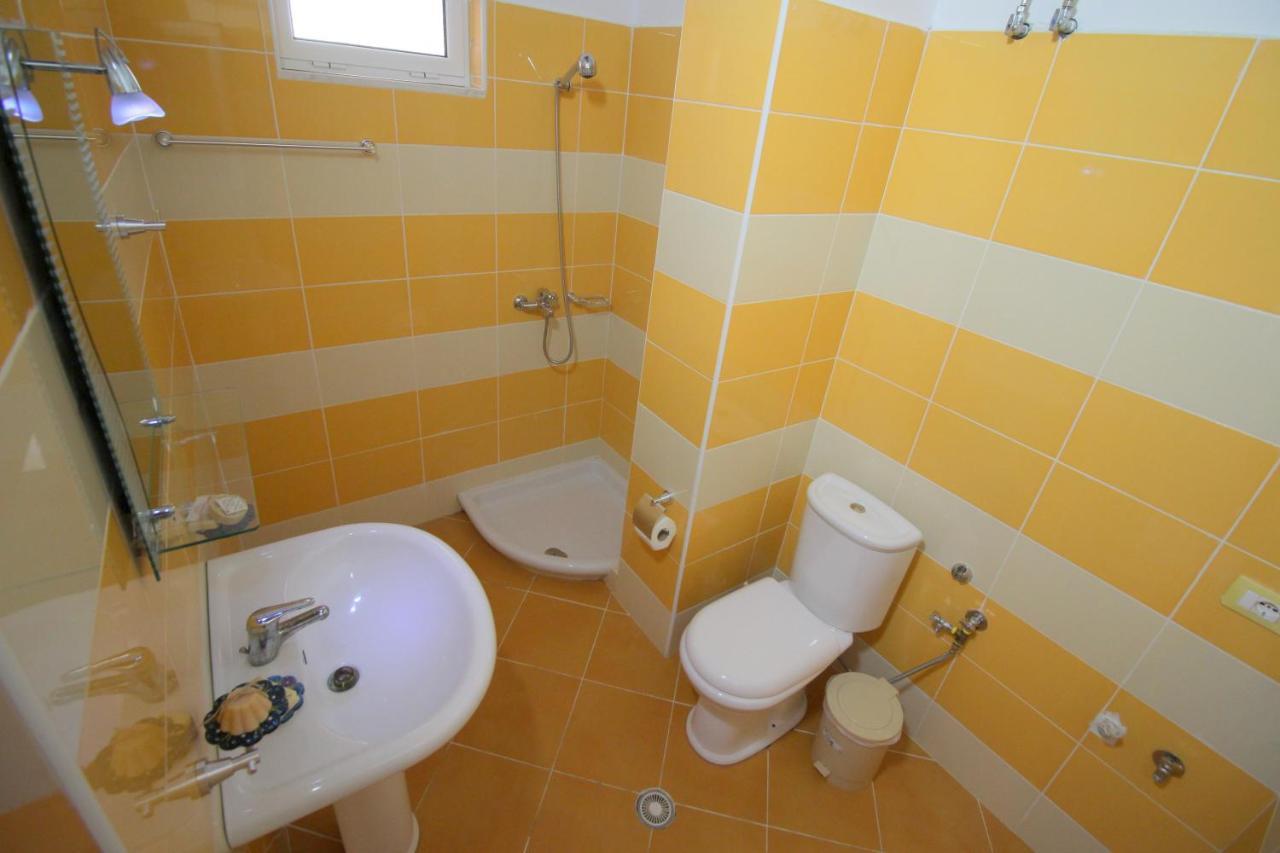 סרנדה Atlantis Apartments מראה חיצוני תמונה