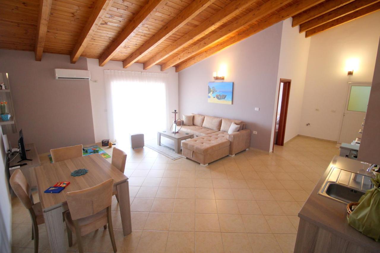 סרנדה Atlantis Apartments מראה חיצוני תמונה