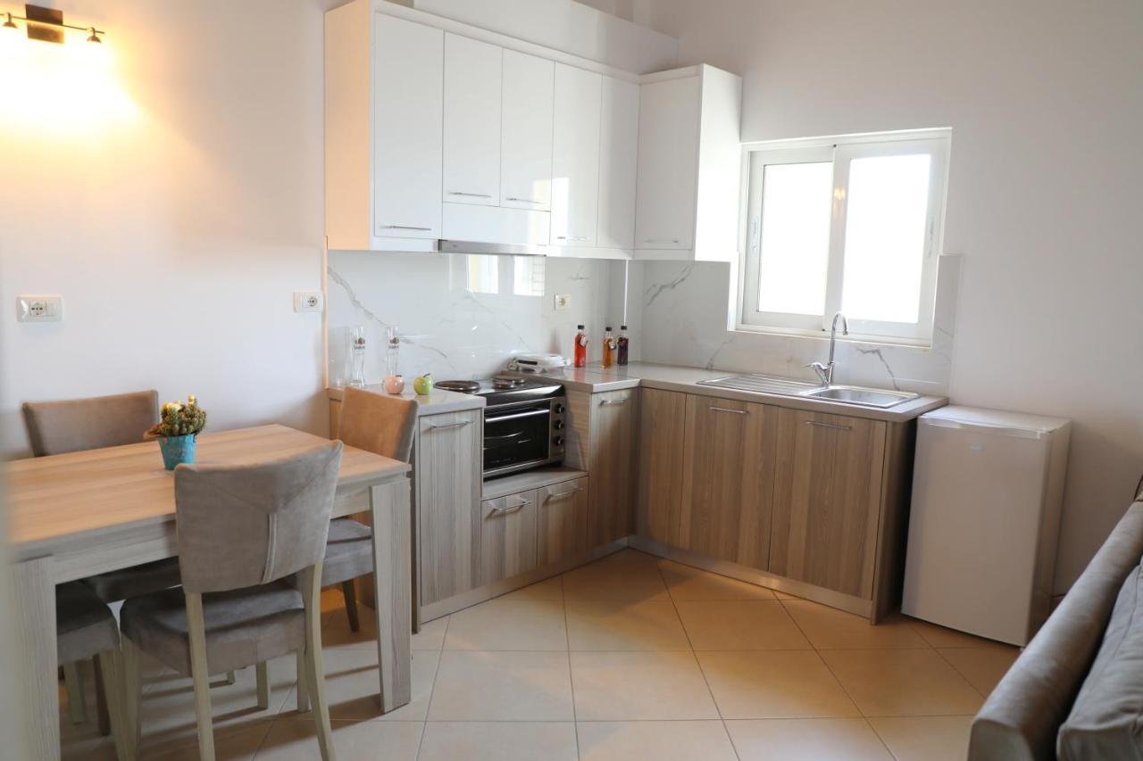 סרנדה Atlantis Apartments מראה חיצוני תמונה