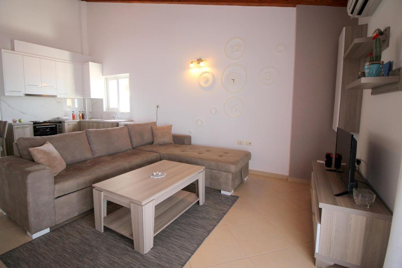 סרנדה Atlantis Apartments מראה חיצוני תמונה