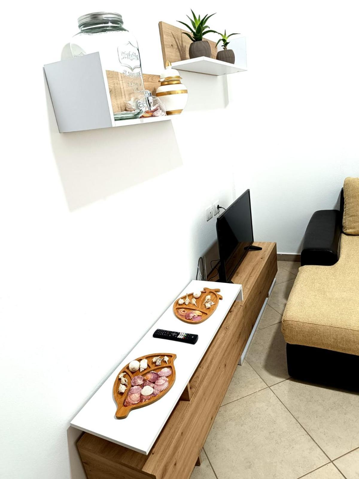 סרנדה Atlantis Apartments מראה חיצוני תמונה