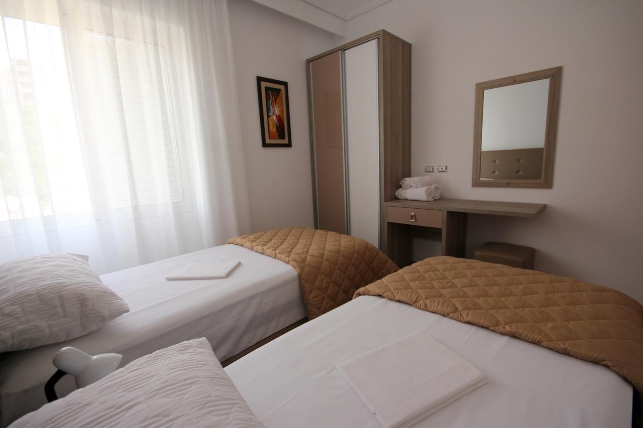 סרנדה Atlantis Apartments מראה חיצוני תמונה